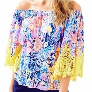 𝅺LILLY Pulitzer ZAYLEE TOP  So Sofishticated print yellow lace 3/4 sleeves XS